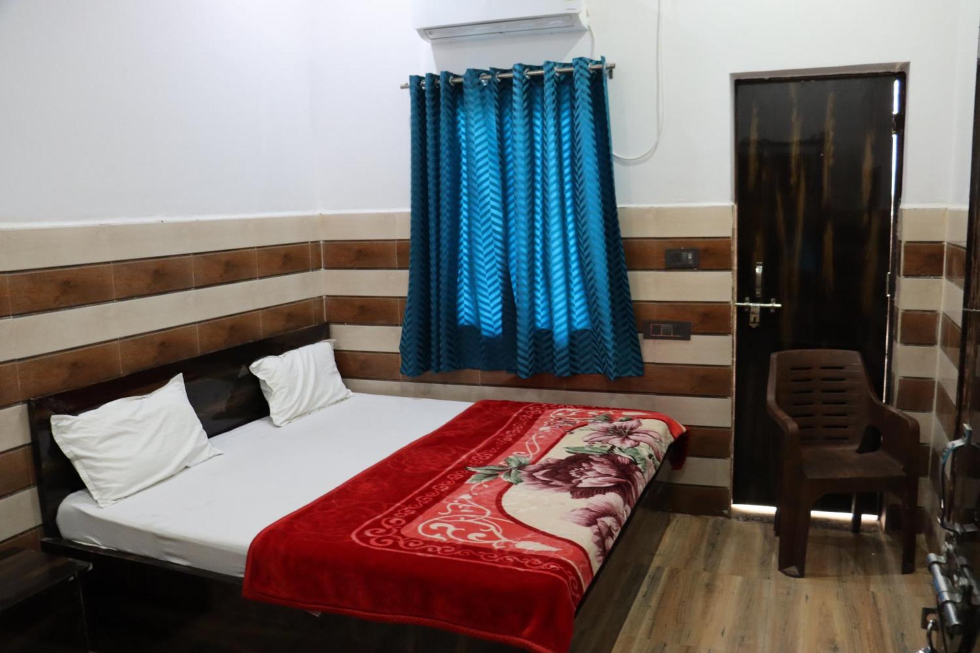 K.d. Dham-near Prem Mandir Vrindavan